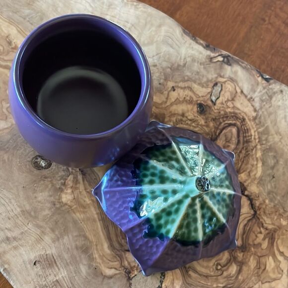 Vintage Eggplant Shaped Lidded Trinket Dish - Picture 3 of 8